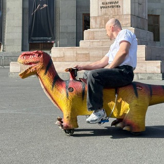 Логотип @milshteyn_deluxe - Мильштейн делюкс