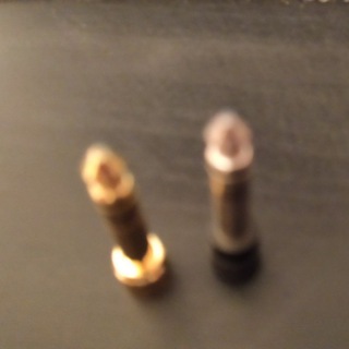 Логотип @mind_exists_chat - #эзр_чат