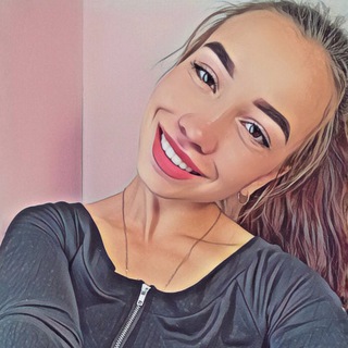 Логотип @minilizzi - Лиза, которая мини