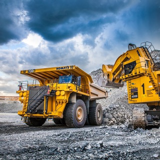 Логотип @miningandneft - Нефтяная и горная промышленность