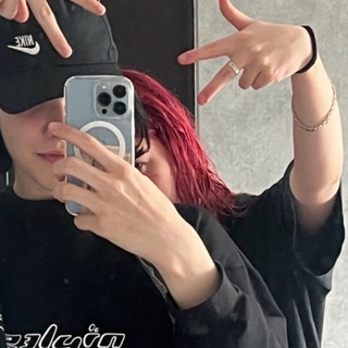 Логотип @minipekanews - брадья бибизяны