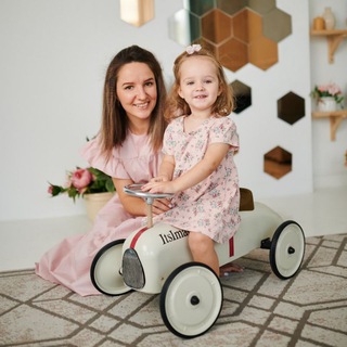 Логотип @mir_vasilisi - Мир глазами Василисы 💜