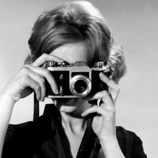 Логотип @mirabilium - МОМЕНТУМ