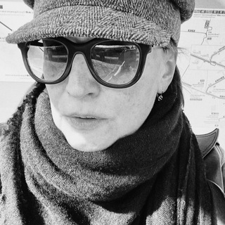 Логотип @miranesse - miraness