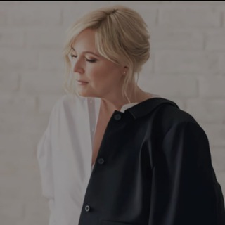 Логотип @missmmari - miss.mari