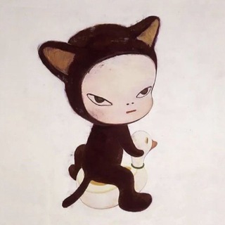 Логотип @miuuvii - candlelit