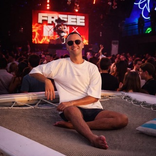 Логотип @mixclub_vl - MIX CLUB