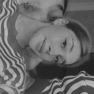 Логотип @mlmlml15m - Life👧🏼