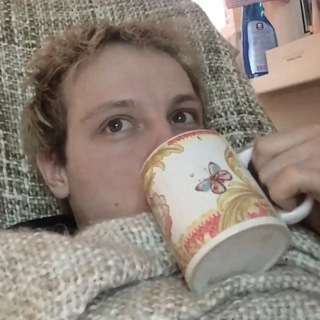 Логотип @mlnvsn - 谷 ◠ ₊ булочки с корицей ┄ ᨩ