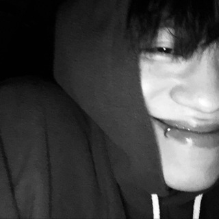 Логотип @mmlvx - ору не по детски