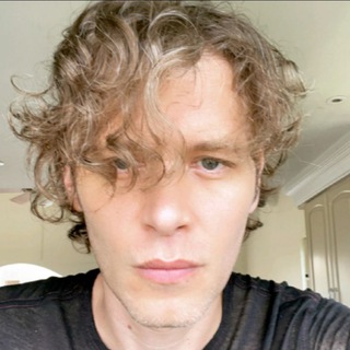 Логотип @mmxqarlv - чатс