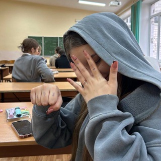 Логотип @mmya_pve - варюлик🩻