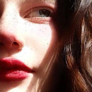 Логотип @mneeplevat - белое солнце