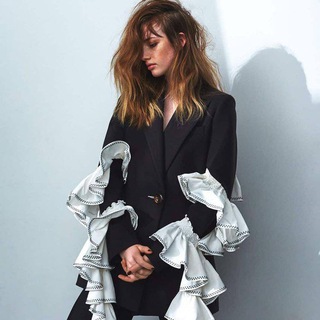 Логотип @modabom - Подиум | Мода Красота Стиль