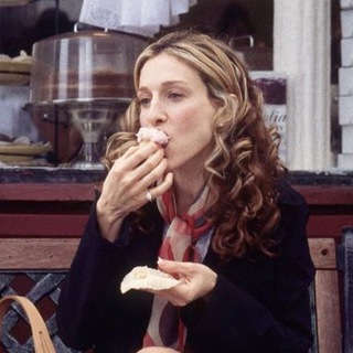 Логотип @modaz - OUT OF VOGUE