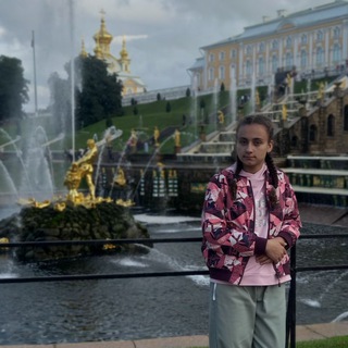 Логотип @mode_live - 𝙼𝙾𝙳𝙴_𝙻𝙸𝚅𝙴_𝙶𝙴𝙻💗🍩✨🎬