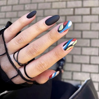 Логотип @modeliaurum - модели бесплатно Москва