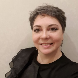 Логотип @modnitsa_jenni_up23 - Модные рассуждения