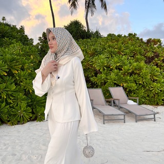 Логотип @moidnevnik3 - Hizroeva Al