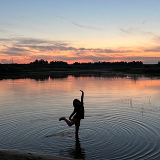 Логотип @moimiiiglazamiii - Моими глазами