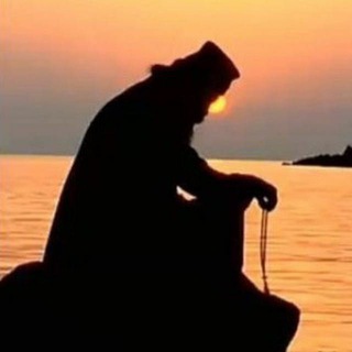 Логотип @molitvaiisusova - Иисусова молитва (Исихазм)🕊🌿