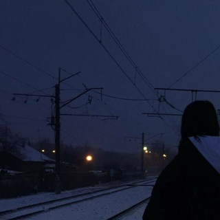 Логотип @molodostyyy - твоя молодость 🤍