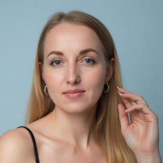 Логотип @mom_and_makar - Не только мама | life | бьюти без ПП