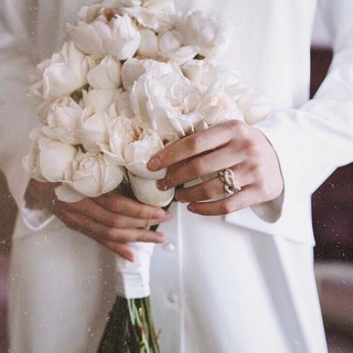 Логотип @moments2022m - 𝓶𝓸𝓶𝓮𝓷𝓽𝓼.21_