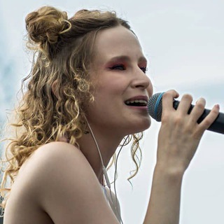 Логотип @monetochkaeverydayy - Монеточка на каждый день