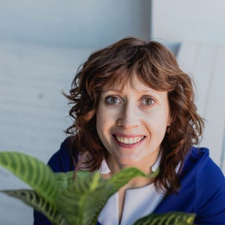 Логотип @moneymozg_dolgintseva - Евгения | Мозг, зарабатывающий деньги