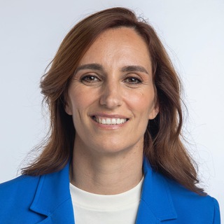 Логотип @monicagarcia - Mónica García
