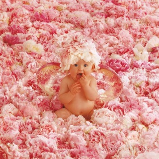 Логотип @monkidsboutigue - Mon Kids Boutigue