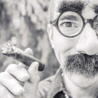 Логотип @monsieur_rantier - Месье Рантье