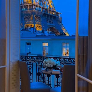 Логотип @moodab7 - AB.