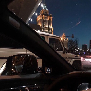 Логотип @moonlightt09 - È