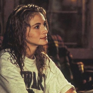 Логотип @moreartchat - отвеchat