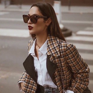 Логотип @moreshmotok - Море шмоток