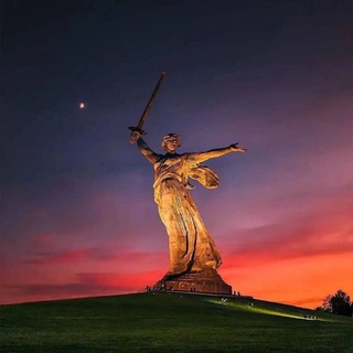 Логотип @moscowcallingz - НаZVался груZдем-полеZай в куZOV 🪖