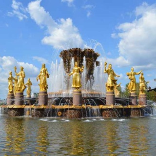 Логотип @moskvagidsm - Москва туристическая