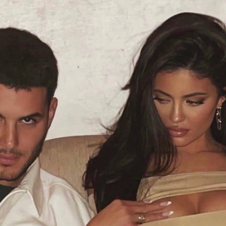 Логотип @moyenevazhnoe - ＮＥＶＡＺＨＮＯ