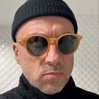 Логотип @mr_dnagiev - Дмитрий Нагиев