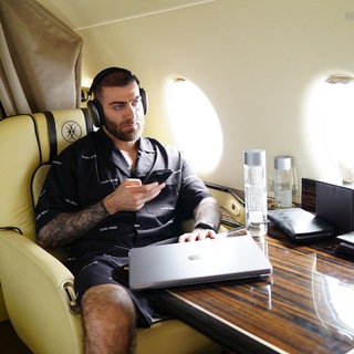 Логотип @mrgumiband - Mr GUMI LIVE