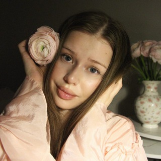 Логотип @mrr_beauty - MR beauty 🤍