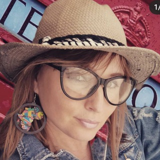 Логотип @mrsdariakld - English for brilliant future💂‍♀