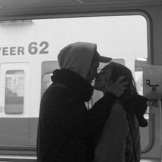Логотип @msmsmsmd828 - about you.