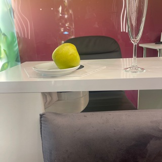 Логотип @msuhe_official - Твой