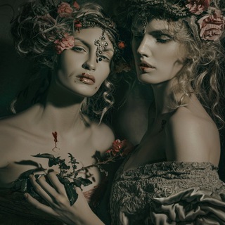 Логотип @mudramadre - Yanastrizh