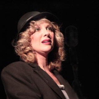 Логотип @multichannel223 - Жизнь коротка, искусство — вечно.