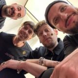 Логотип @multifudchat - импровайб чат🎄