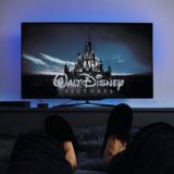 Логотип @multru_chat - Film | чат